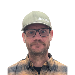 Braxton Garrett, Cemetery Staff